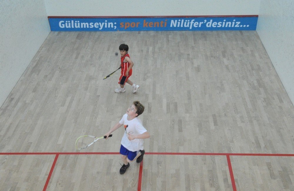 Squash Müsabakaları Nefes Kesti