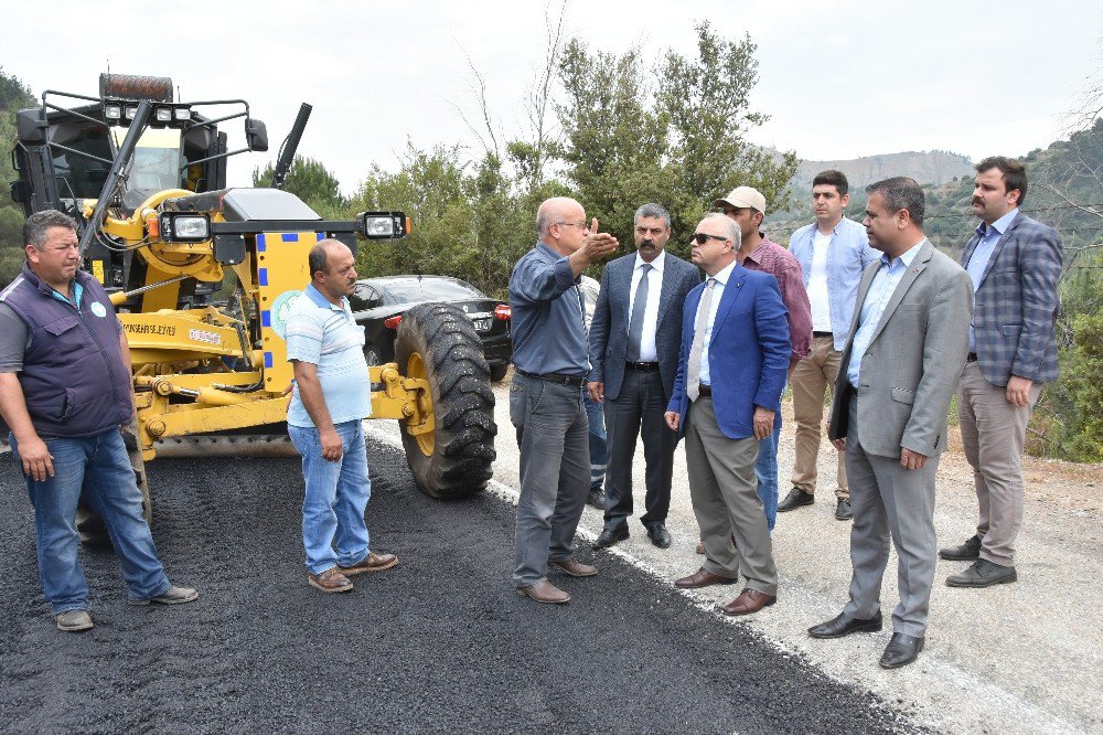 Büyükşehirden Salihli’ye Asfalt Hamlesi