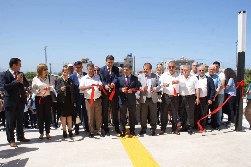 Samandağ Atatürk Anadolu Lisesi’nde Bahar Şenliği