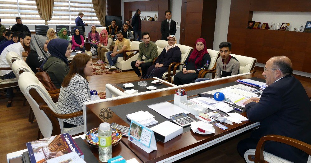 Bayırbucak Türkmeni Gençler Trabzon’da Ağırlandı