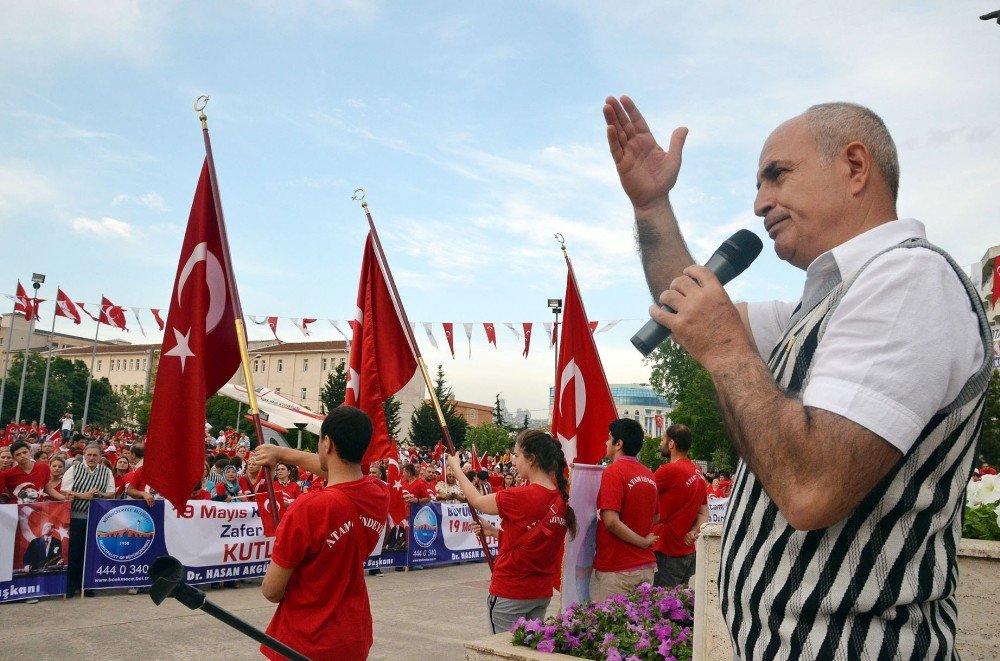 Başkan Akgün: “19 Mayıs 1919 Türk Ulusunun Yeniden Doğuşudur”