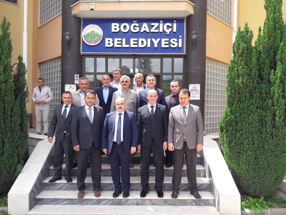 Vali Dağlı Boğaziçi Belediyesini Ziyaret Etti