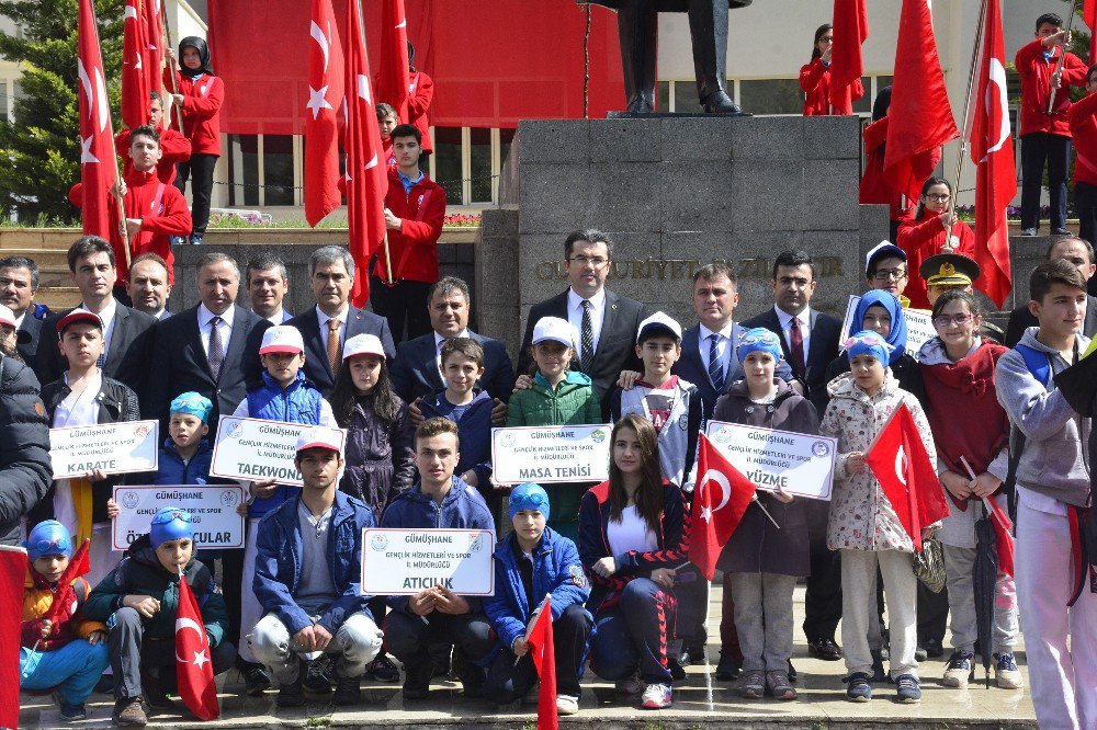 Gümüşhane’de 19 Mayıs Atatürk’ü Anma, Gençlik Ve Spor Bayramı Kutlandı