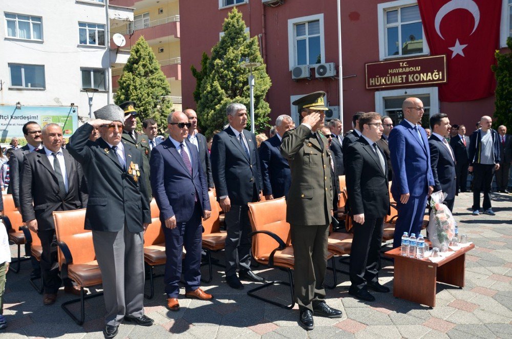 19 Mayıs Atatürk’ü Anma, Gençlik Ve Spor Bayramı Hayrabolu’da Kutlandı