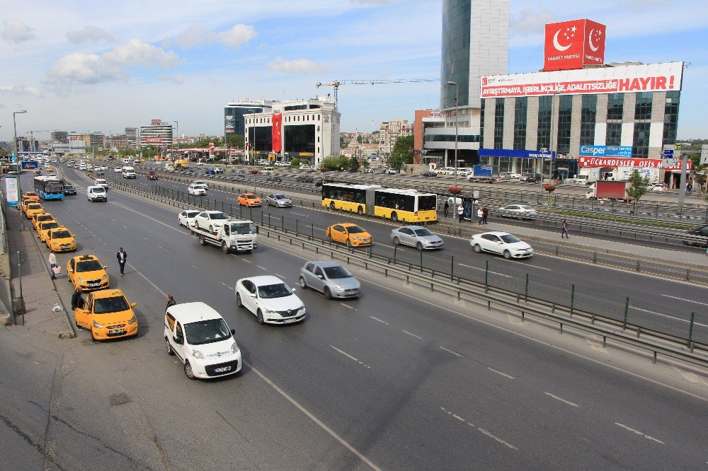 Bayram Tatili İstanbul Trafiğini Rahatlattı