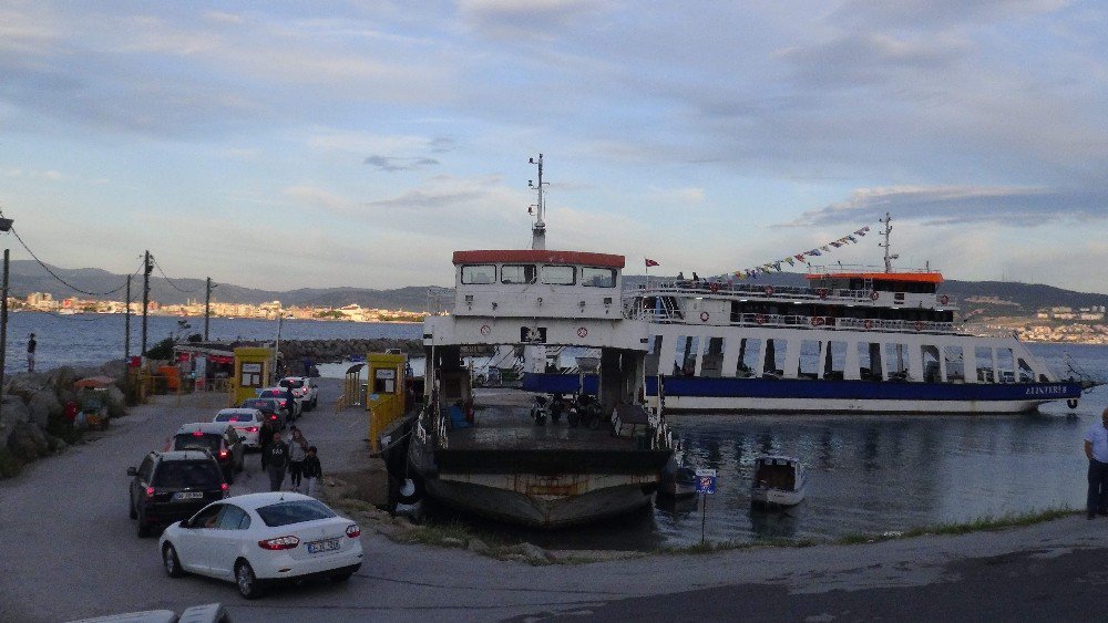 Çanakkale’de Tatilci Yoğunluğu