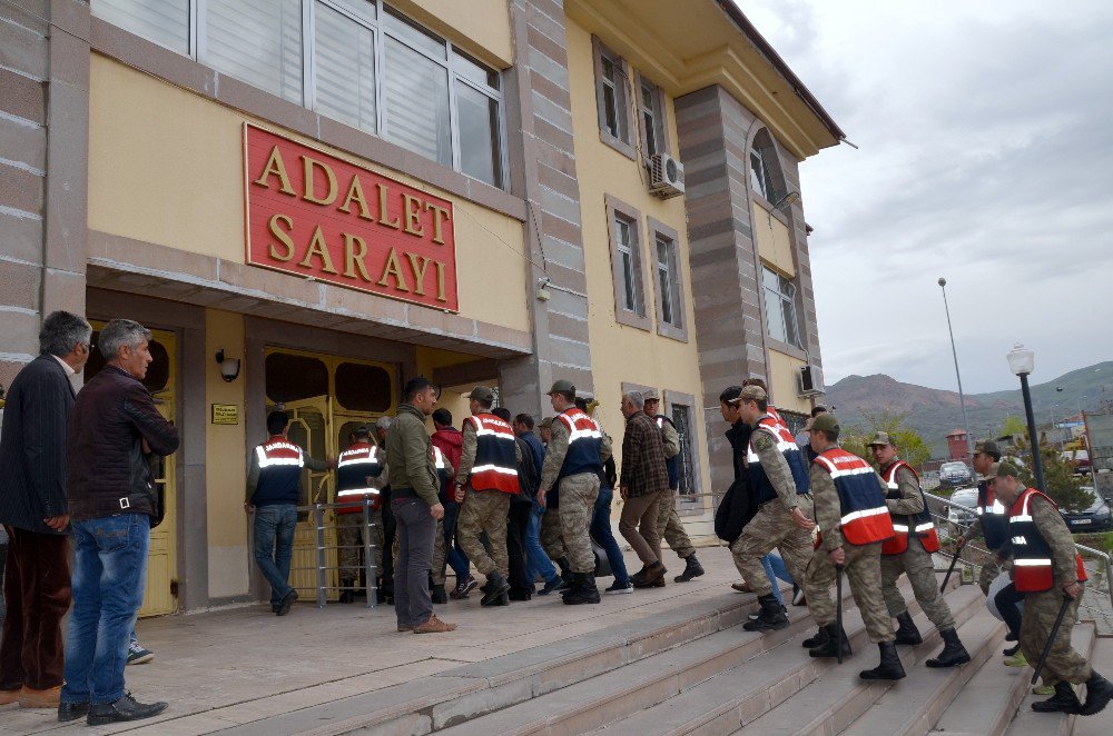 Ağrı Merkezli 7 İlde Göçmen Kaçakçılarına Darbe