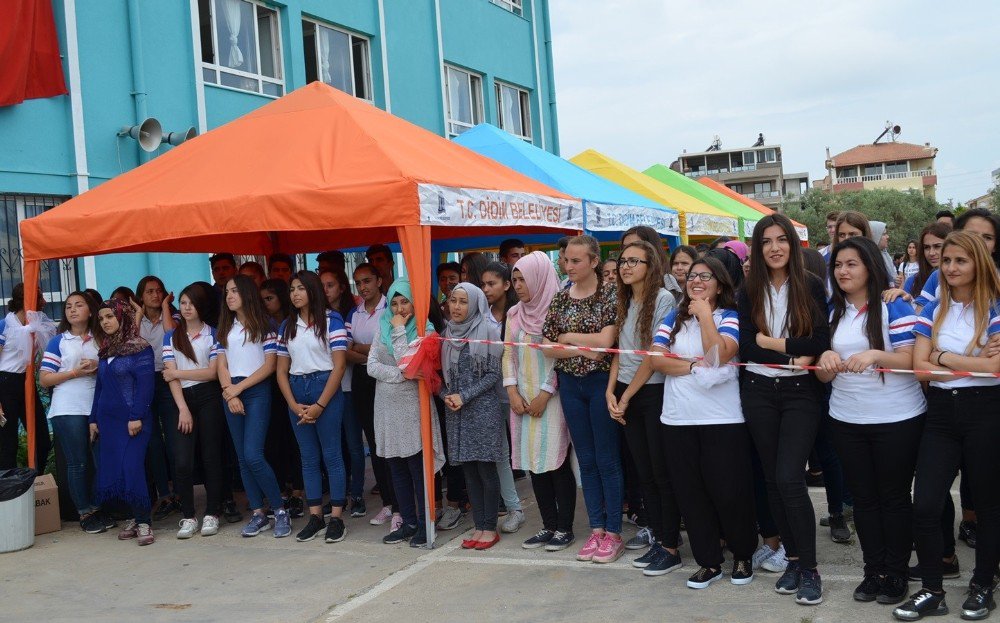 Didim Anadolu Lisesi 19 Mayıs’ı Festival Tadında Kutladı