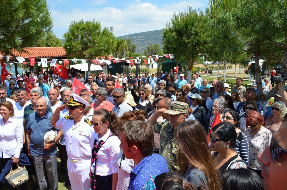 Didim’de Zübeyde Hanımın Heykeli 19 Mayıs’ta Adının Verildiği Parkta Açıldı