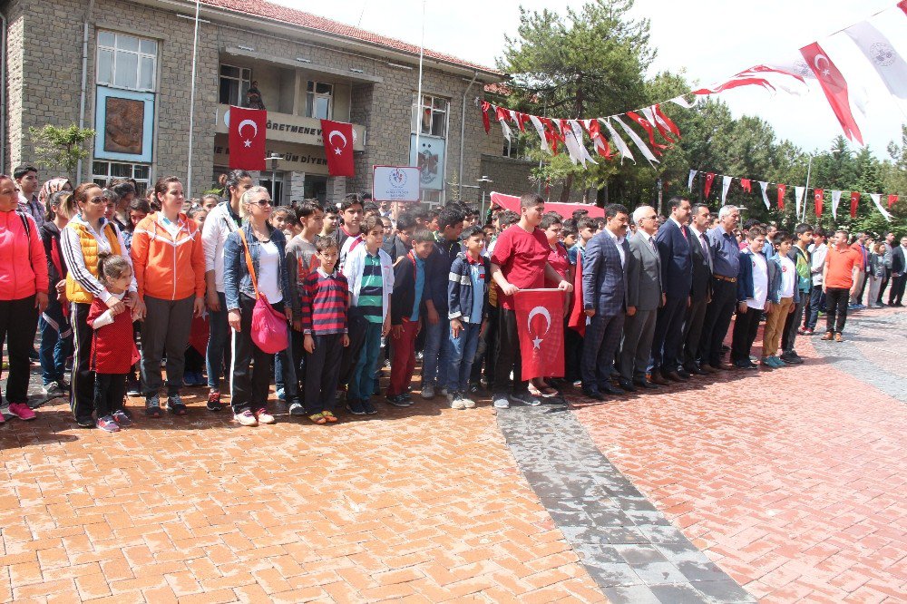 Elazığ’da 19 Mayıs Coşkuyla Kutlandı