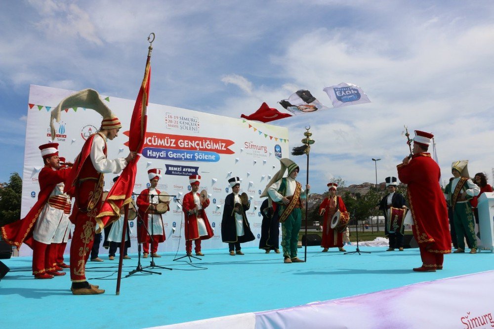 Eyüp’te 19 Mayıs Coşkuyla Kutlandı