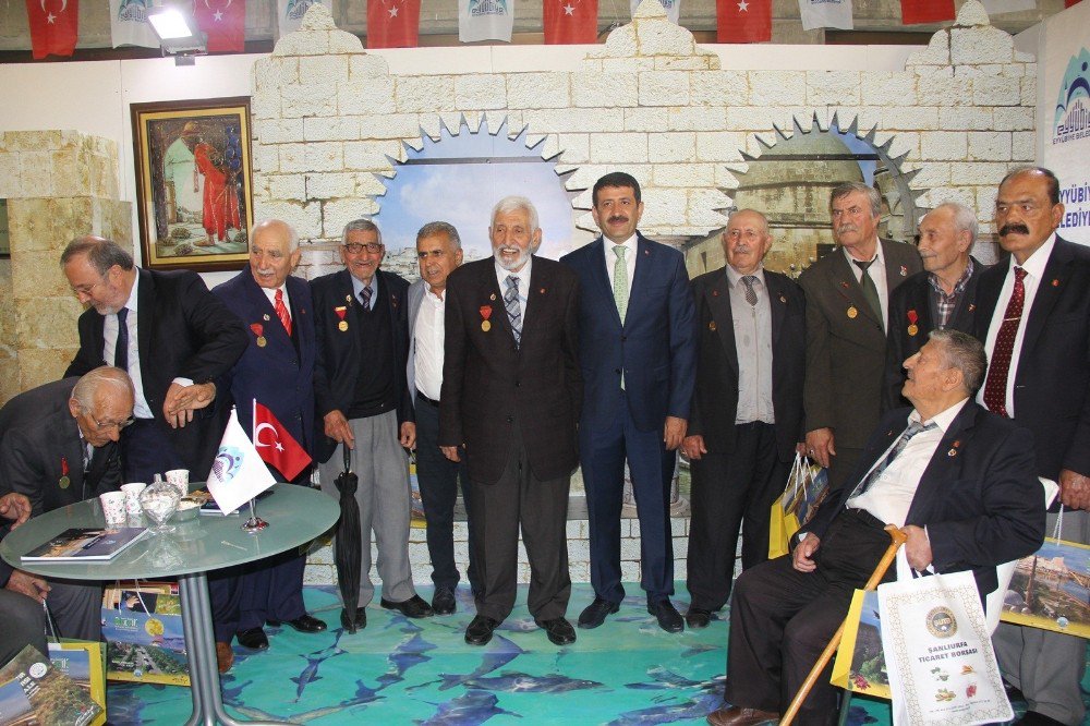 Eyyübiye Belediyesinin Ankara’daki Standına Yoğun İlgi