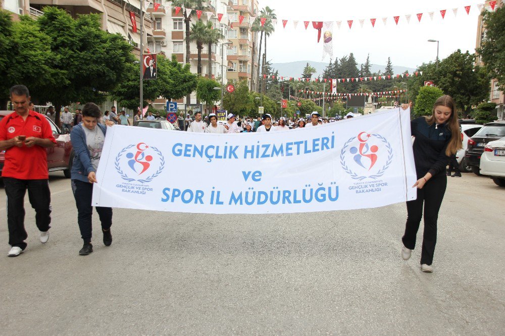 Hatay’da Gençlik Yürüyüşü