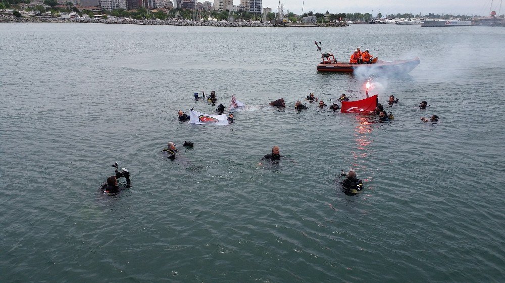 Japon Mühendisten Ata’ya Saygı Dalışı