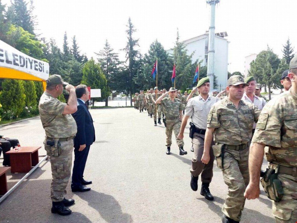 Güvenlik Korucuları Yemin Ederek Göreve Başladılar