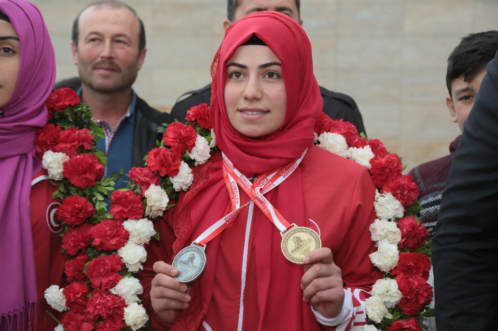 Avrupa Bilek Şampiyonu Yeter Bağ’a Törenli Karşılama