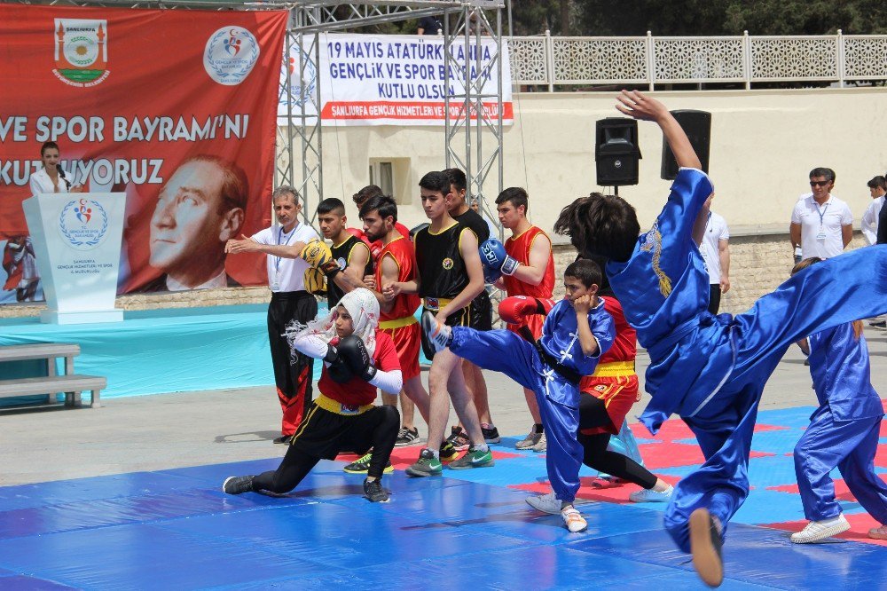 Şanlıurfa’da 19 Mayıs Coşkusu