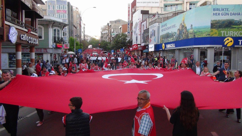 Tekirdağ’da Dev 19 Mayıs Yürüyüşü