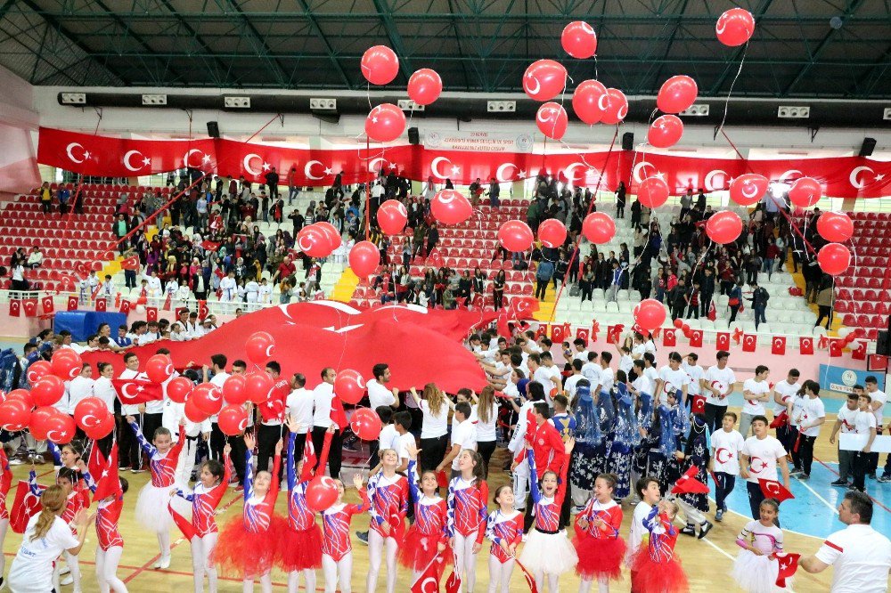 Yozgat’ta 19 Mayıs Coşkuyla Kutlandı