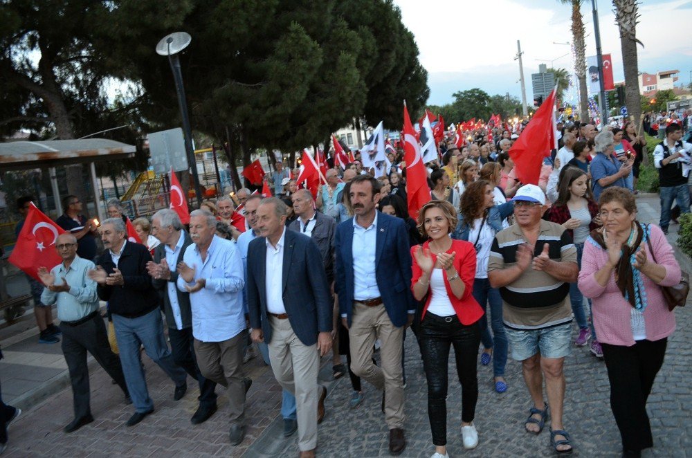 19 Mayıs’ta Didim’de Fener Alayı Düzenlendi