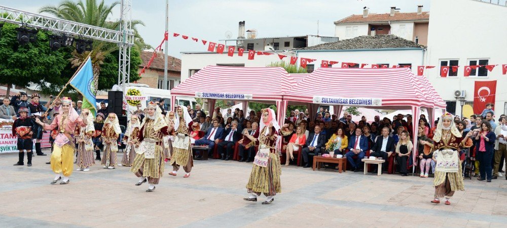 Başkan Çerçioğlu, Sultanhisar Çilek Festivaline Katıldı