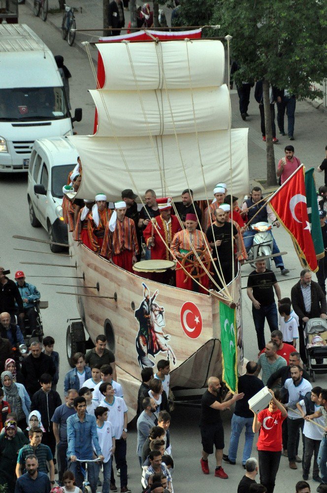 Fatih’in Gemisini Karadan Yürüttüler