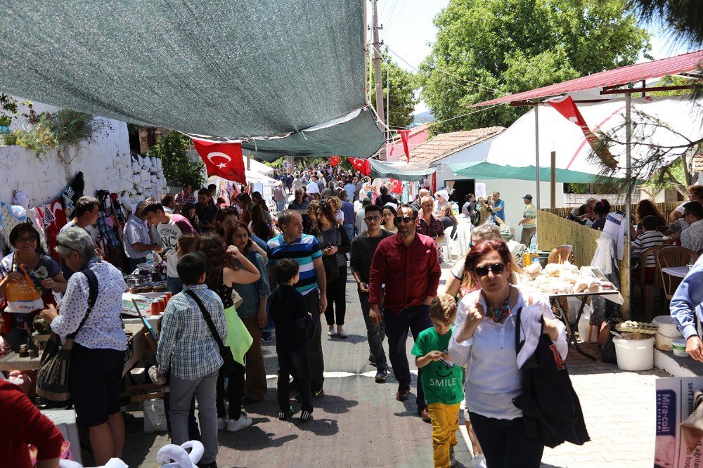 Korkuluk Festivali’ne Yoğun İlgi