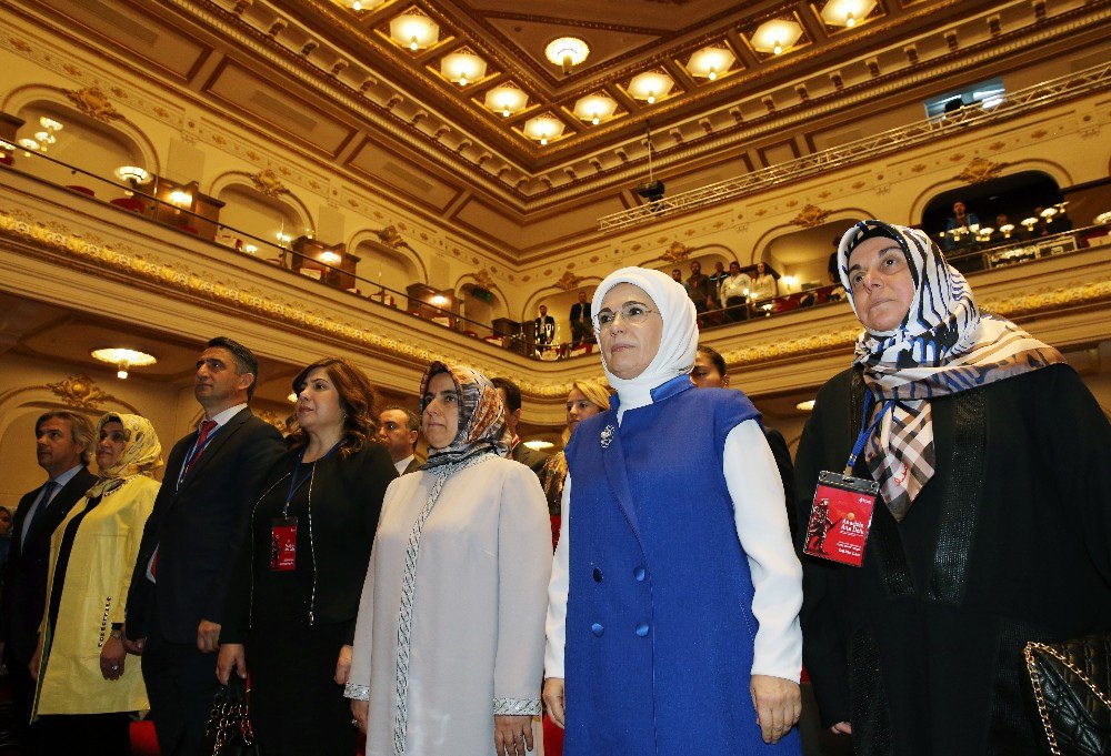 Emine Erdoğan; “Anadolu Destanını Yazmaya Devam Edecek”