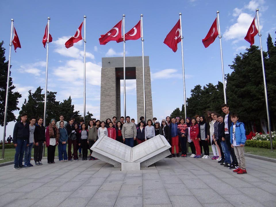 Vezirhan Belediyesi’nden Öğrencilere Çanakkale Gezisi