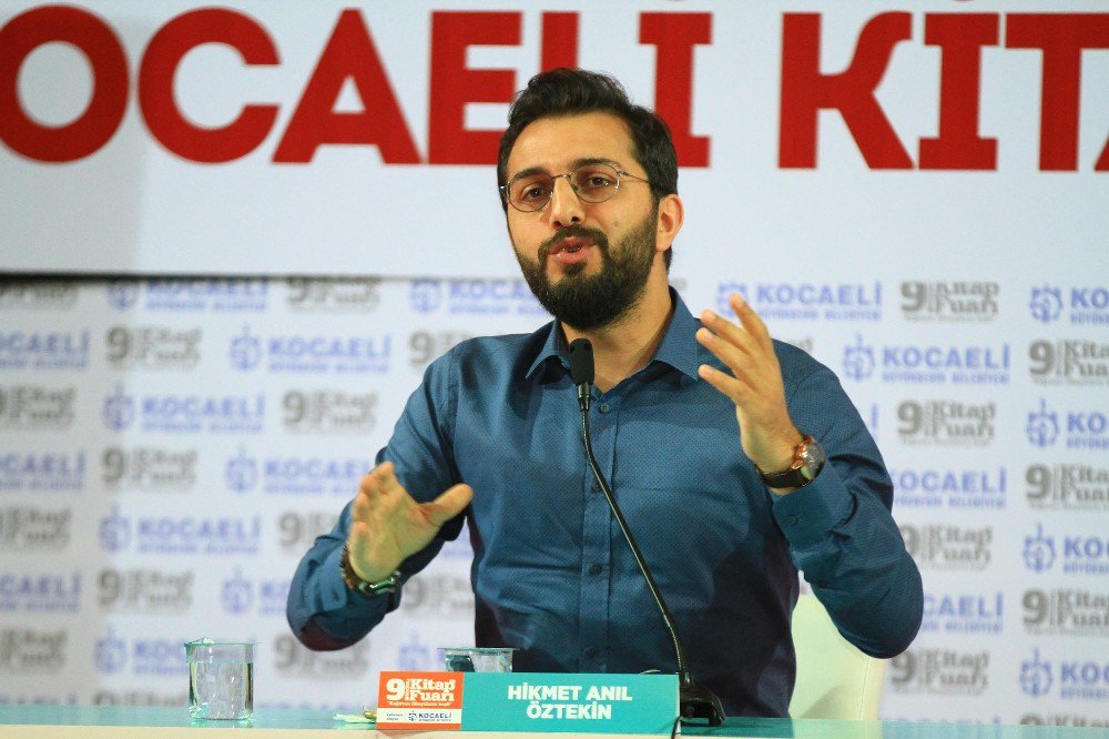 Yazar Hikmet Öztekin, Kitap Fuarı’nda