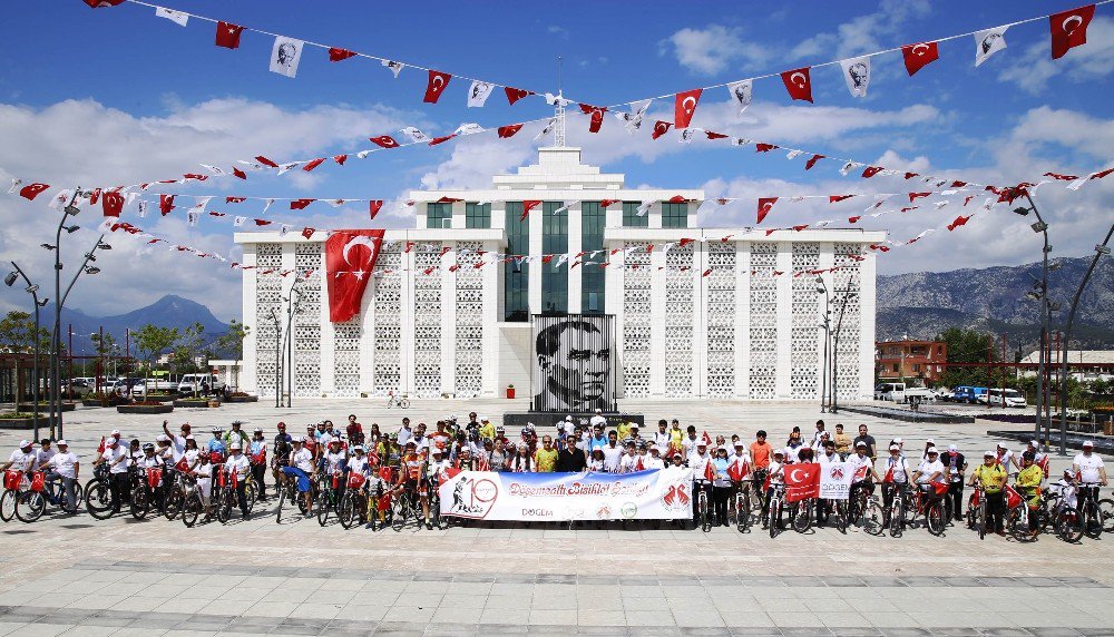 Döşemealtı “Gençlik Haftası’ Kutlamaları