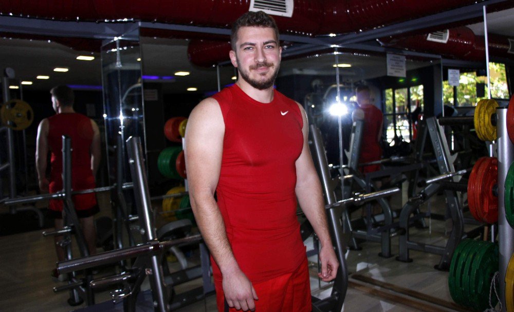 Protein Tozu Hakkındaki Yanlış Bilgilendirmeler İnsanları Spordan Uzaklaştırıyor