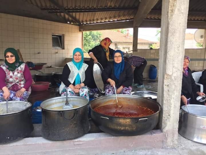 İvrindi’de Mehteranlı Çiftçi Hayrı Yapıldı