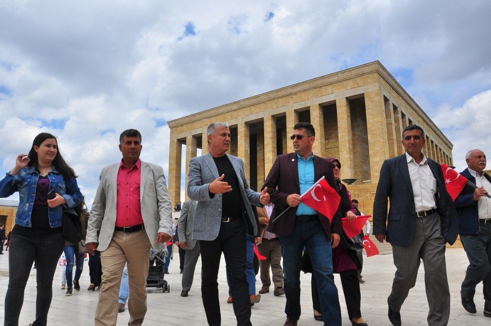 Manavgatlı Muhtarlar Ve Aileleri Anıtkabir’de