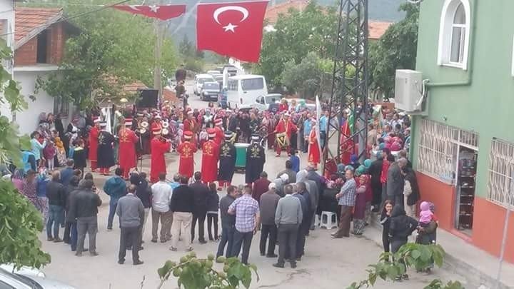 İvrindi’de Mehteranlı Çiftçi Hayrı Yapıldı