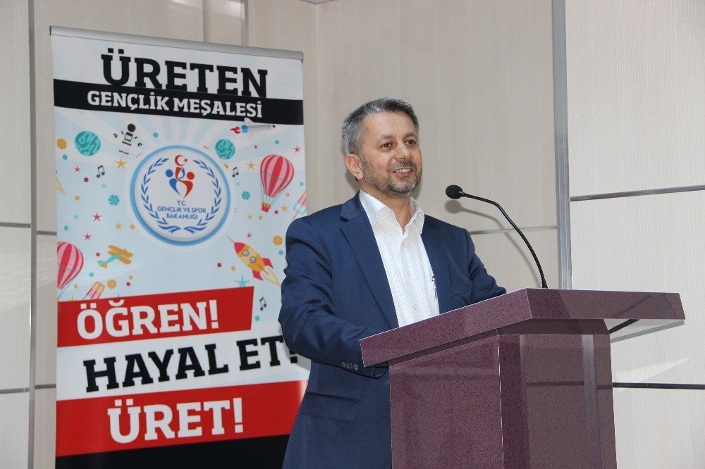 Şanlıurfa’da ’Üreten Gençlik’ Projesinin İlk Konferansı Verildi