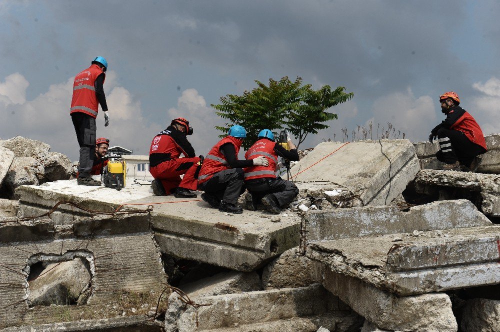 Bursa’da 5,6 Büyüklüğünde Deprem Senaryosu