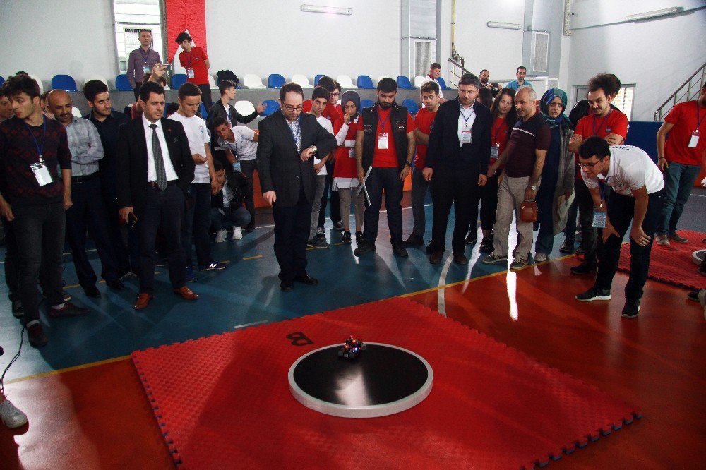 Sumocu Robotlar Bursa’da Yarıştı