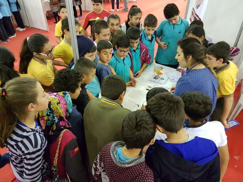 Bursa’daki Şenlikte, Gaziantep Ekolojik Binasına Yoğun İlgi