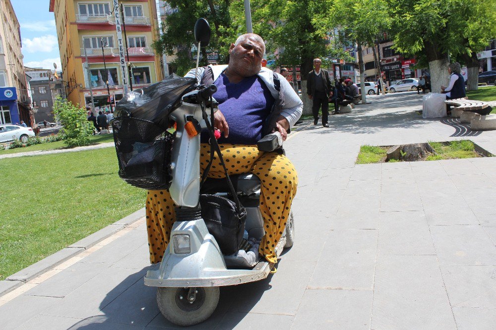 Geçirdiği Trafik Kazasıyla Hayatı Kabusa Döndü