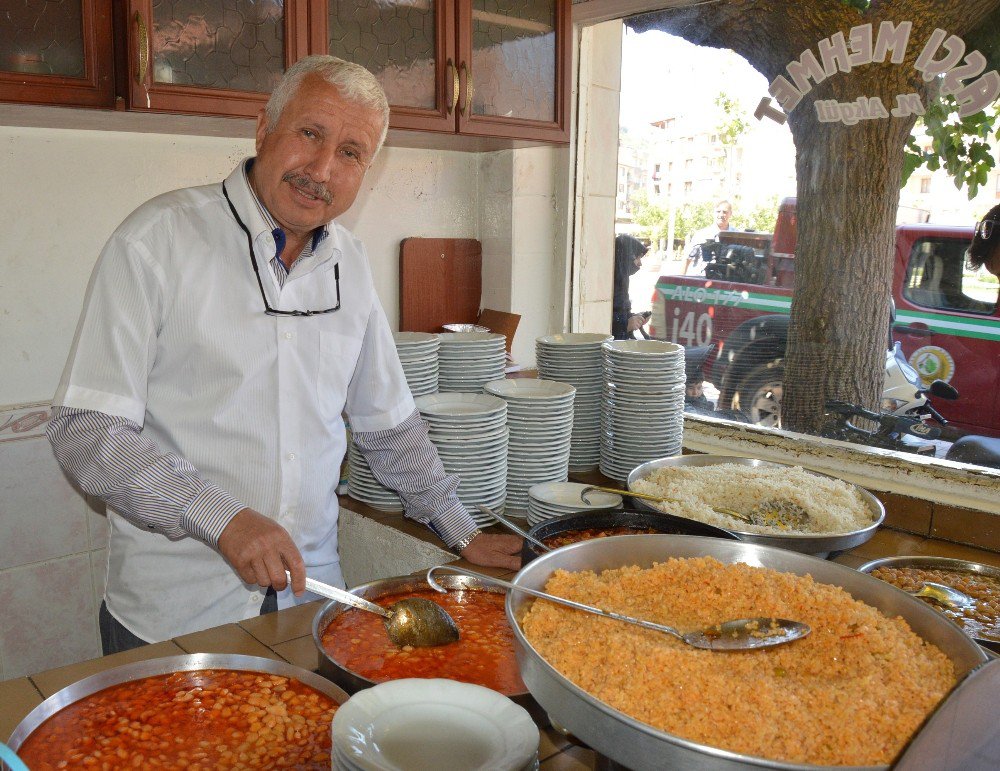 Kuru Fasulye Pilavla Geçen Bir Ömür