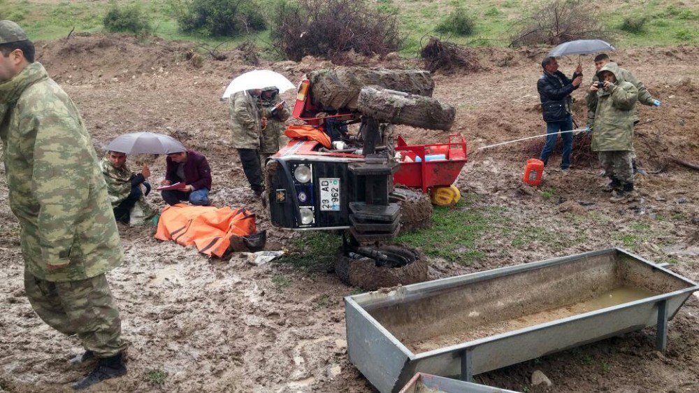 Çemişgezek’te Traktör Devrildi: 1 Ölü, 1 Yaralı