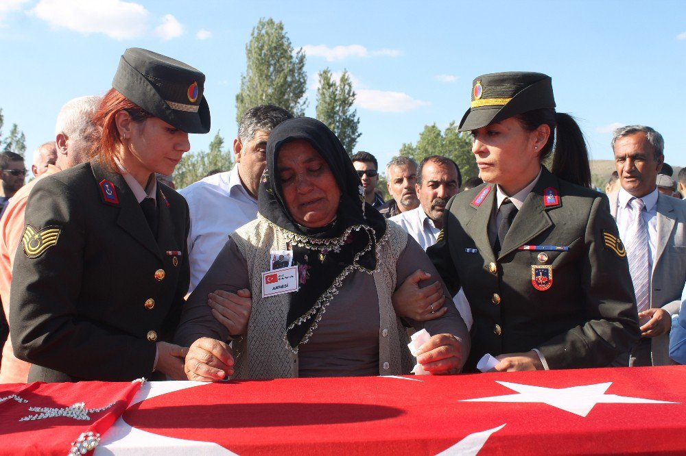 Şehit Uzman Çavuş Tunçer, Haymana’da Son Yolculuğuna Uğurlandı