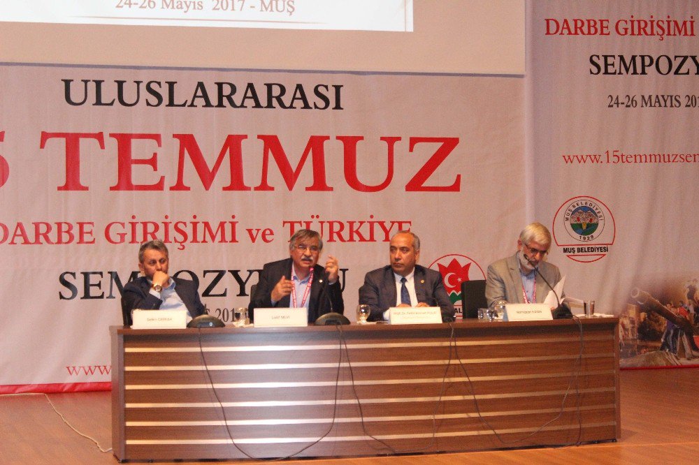 Muş’ta ’15 Temmuz Darbe Girişimi Ve Türkiye’ Sempozyumu