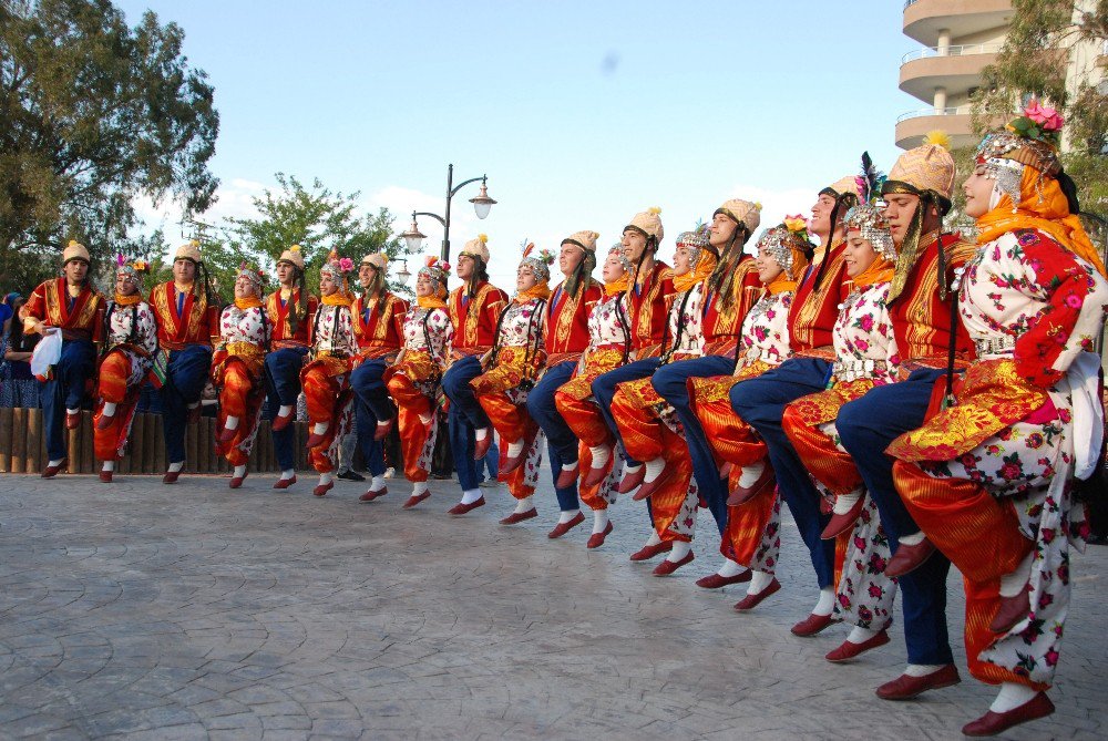 Festivalde En Güzel Batırık İçin Yarıştılar