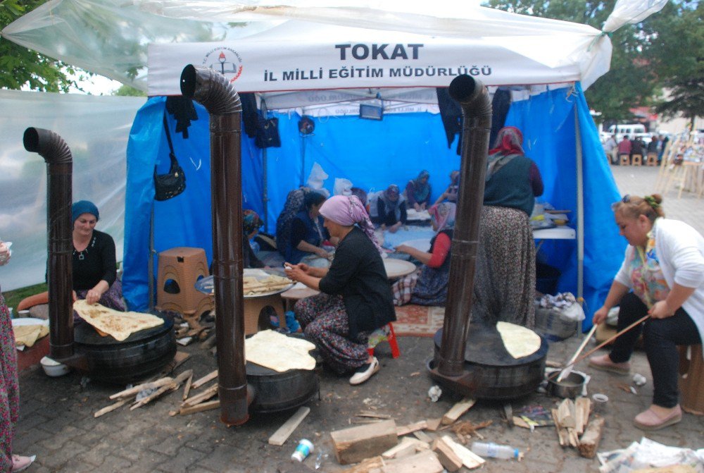 Engelli Çocukları İçin Sac Başına Geçtiler