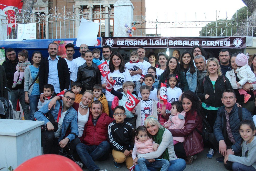 Bergama’nın İlgili Babaları Uluslararası Bergama Kermesinin Gözbebeği Oldu