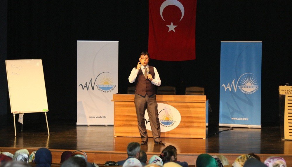 Van’da “Anne Ve Çocuk Sağlığı Eğitimi” Semineri