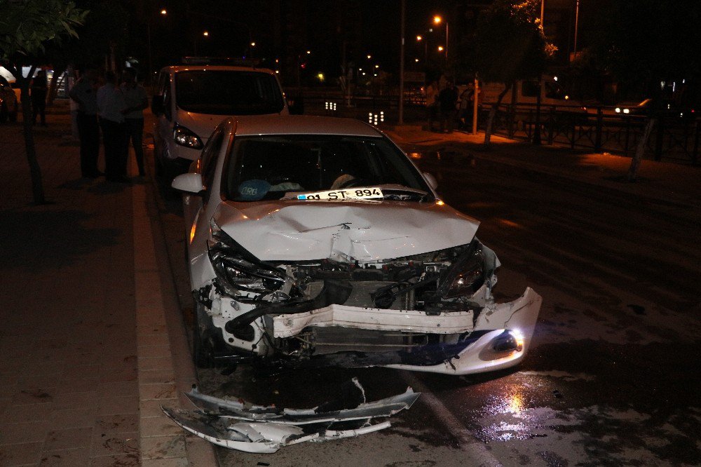 Adana’da Trafik Kazası: 1 Kişi Hayatını Kaybetti 1 Kişi Ağır Yaralı