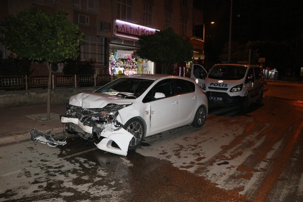 Adana’da Trafik Kazası: 1 Kişi Hayatını Kaybetti 1 Kişi Ağır Yaralı